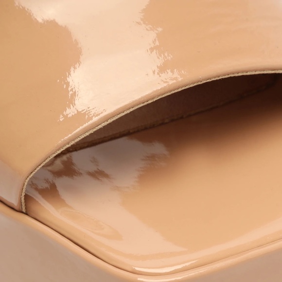 Schutz Aretha Patent Sandal size 9 - Picture 4 of 7